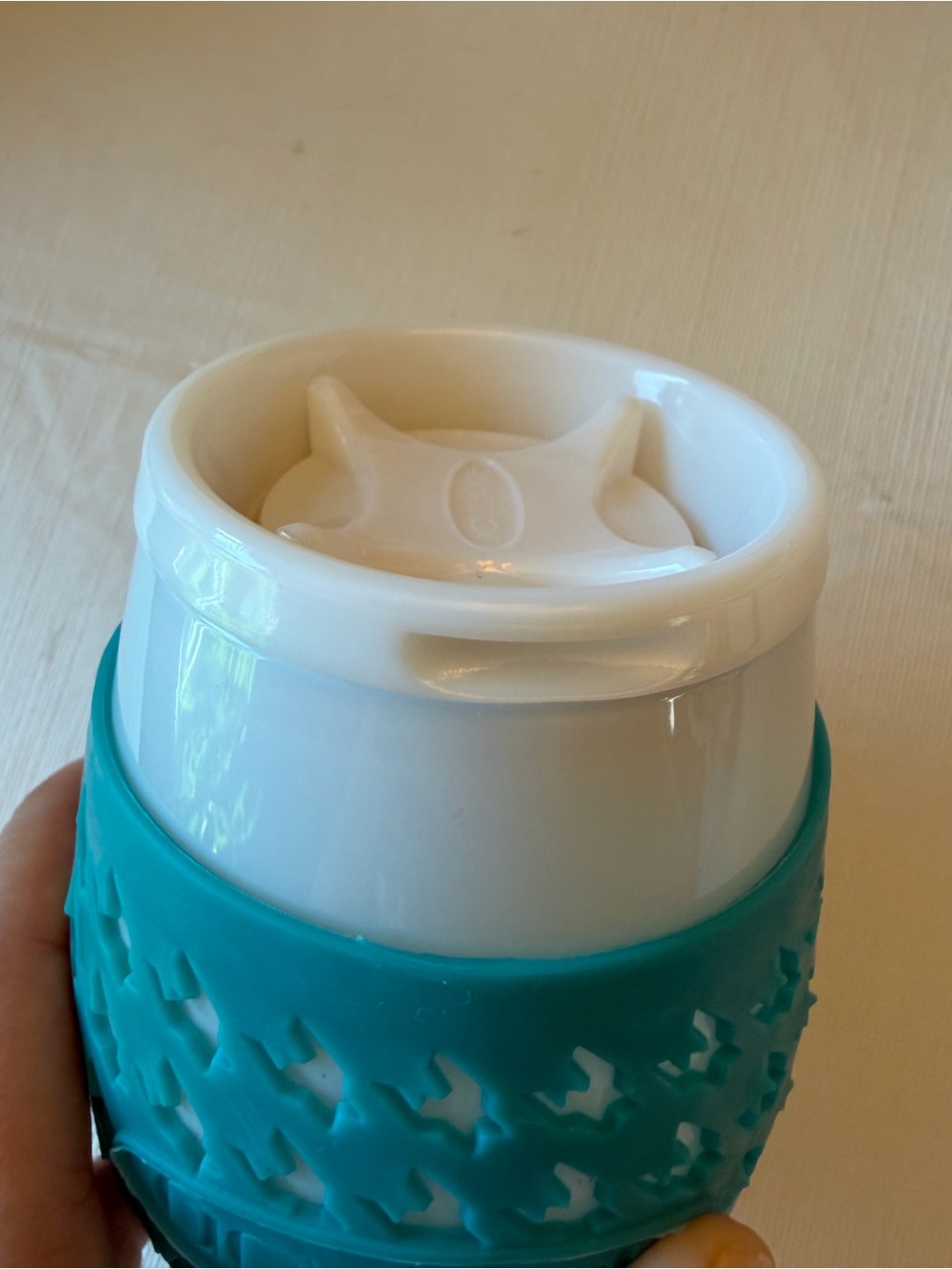Goverre glass stemless easy sip Teal Silicone Wine Glass tumbler - Picture 6 of 7